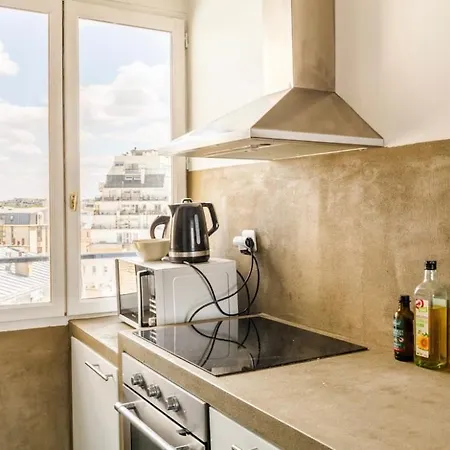 Beautiful With A View Of Eiffel Tower In Center Apartment Paris